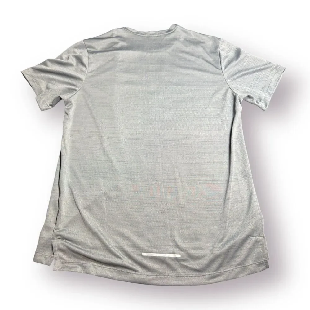 Nike Dri-Fit‎ Running T-Shirt Size Medium Smoke Grey Miler Shirt Top Athletic